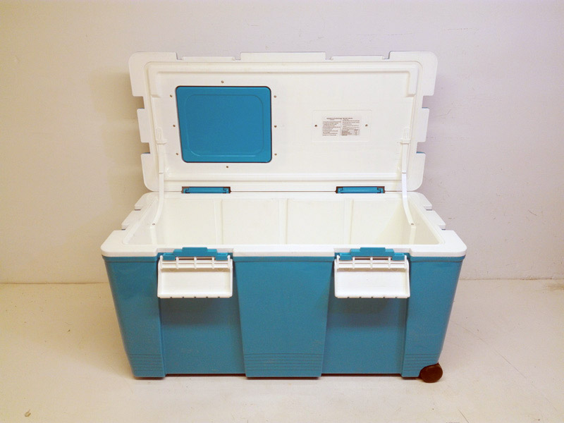 nevera camping picnic 2ruedas 2bandejas tailandia asia plastico 38x75x36 1u